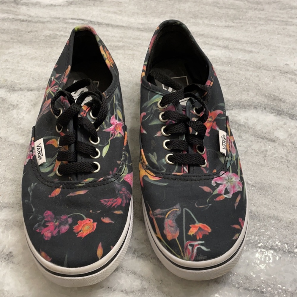 Floral Vans Authentics Size Women’s 5 Boy’s 3.5